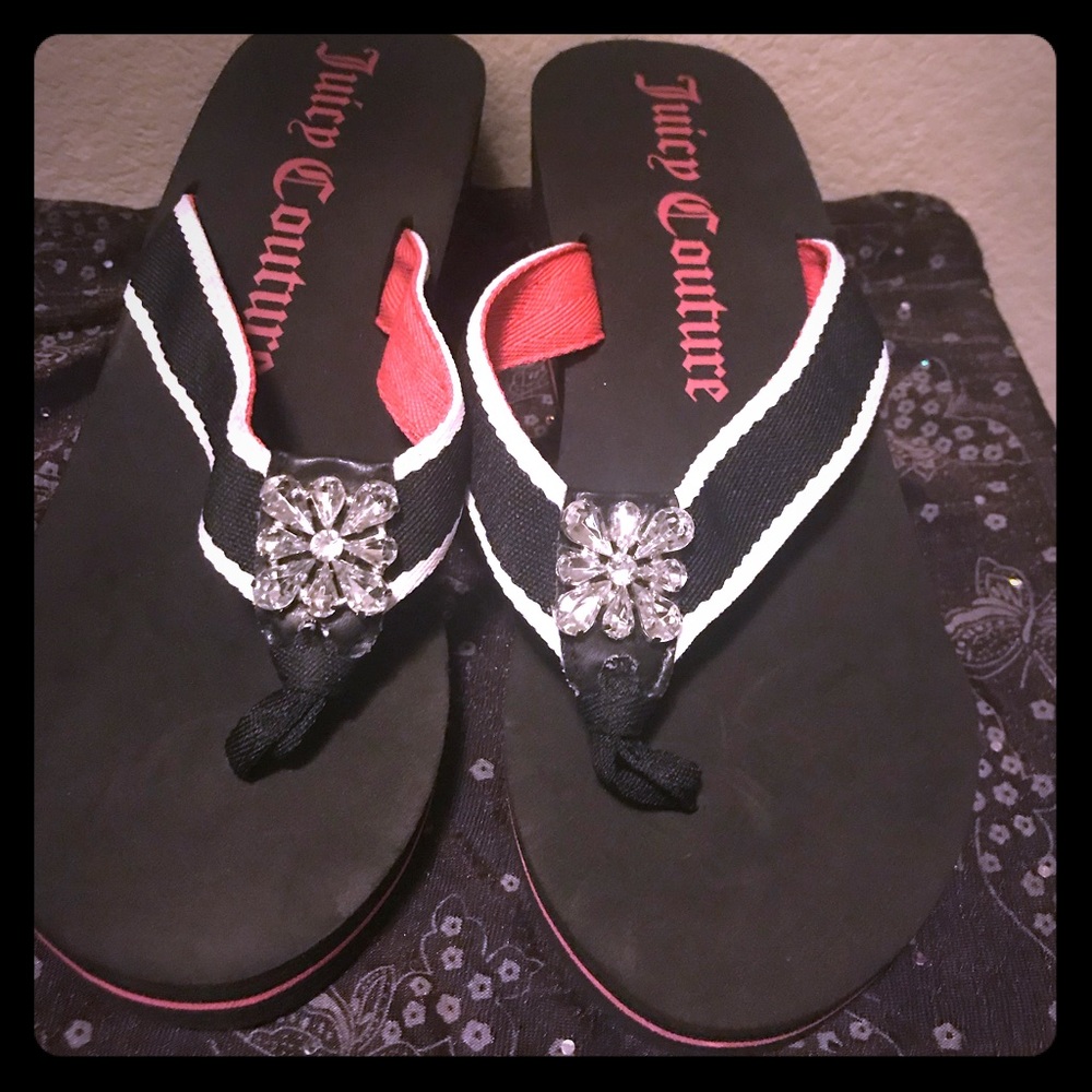 Juicy couture flip flops